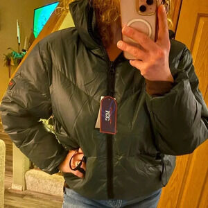 NWT M2C Boutique Duck Down Puffer Coat S